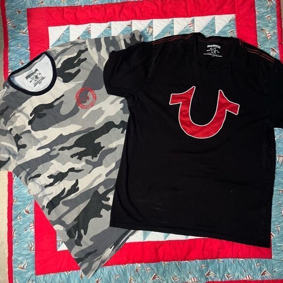 BUNDLE 2x True Religion Mens T-shirts - Picture 1 of 7